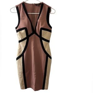 classy low cut stretchy small dress zips in the back